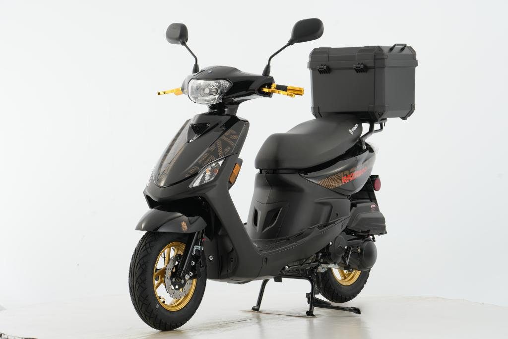 Razr 200cc scooter